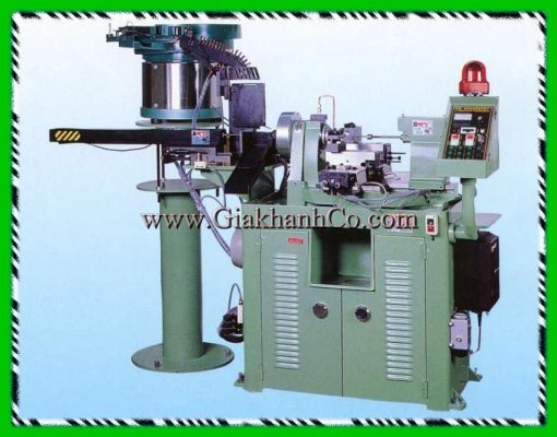 Máy tiện CNC