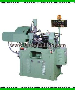 Máy tiện CNC