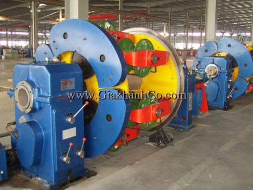 Máy bện dạng trả xoắn