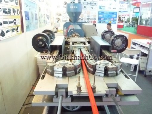 Máy đùn làm ống mềm ruột gà