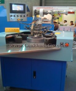 Máy quấn băng ni lông