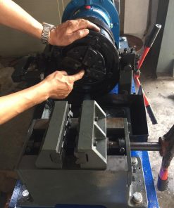 Máy làm ren thép xoắn